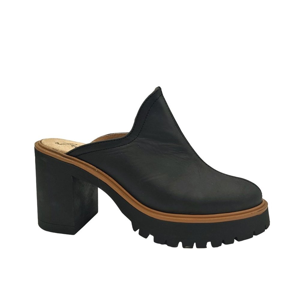 Free People James Lug Mule Black Leather Women's 9 MSRP $178
